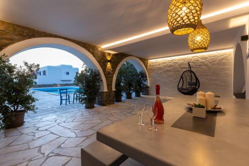 Callisti Mykonos Town with pool view and Calypso upper floor with sea view