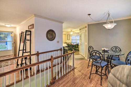 Lake Barkley Home with Fire Pit and Private Dock! in Cadiz, USA