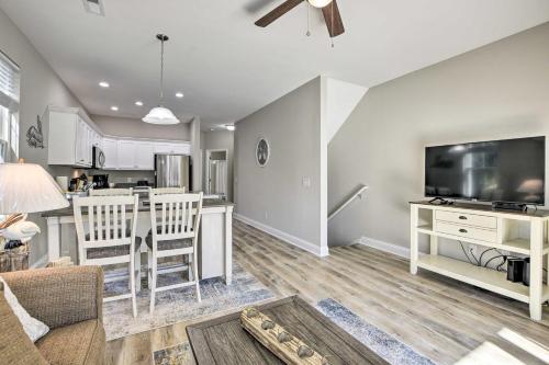 Modern Escape in the Heart of Murrells Inlet in Myrtle Beach, USA