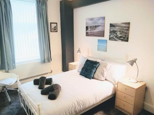 Modern comfy 2-Bedroom flat in St Helens photo 3