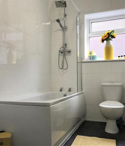 Restful 1-Bedroom flat in St Helens photo 2