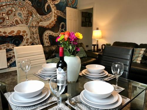 Tiện nghi, Stylish 3 bedroom house only 5 mins from M6/M58 in Wigan