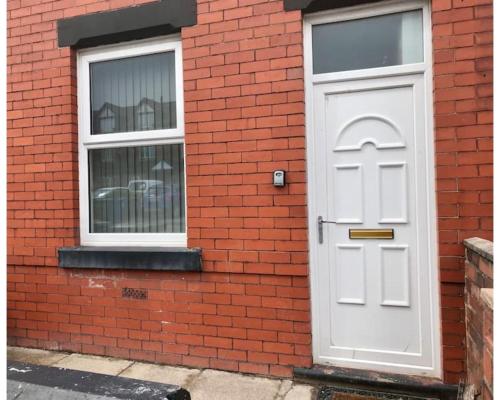 Ngoại cảnh khách sạn, Stylish 3 bedroom house only 5 mins from M6/M58 in Wigan