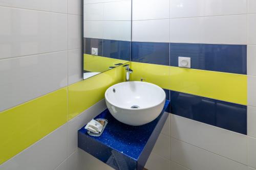 Sevach Apartments - image 10