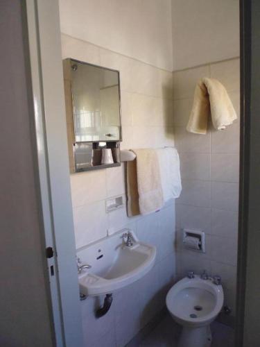 Bathroom, Suite Confortable en Palermo Omega in Recoleta