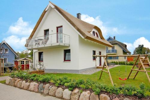 "Hafenhaus" holiday home in the port village of Vieregge - with sauna, fireplace and WiFi