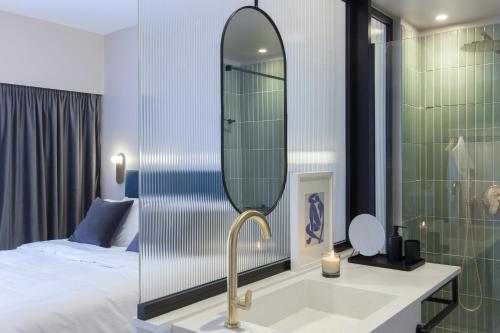 L'Avventura Athens - image 3