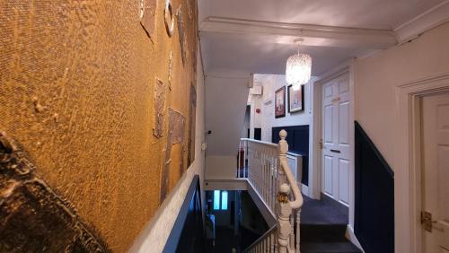Argyle Lodge - image 3
