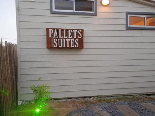 PalletsSuites