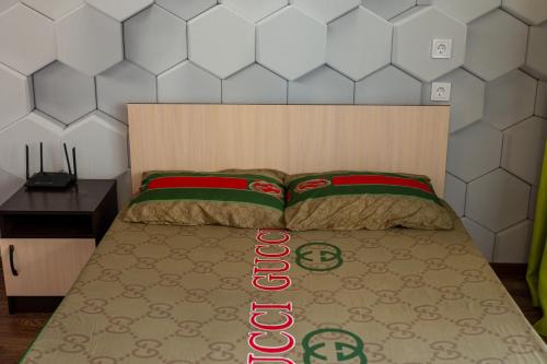 Apartment on Bratyev Kashirinykh - main image