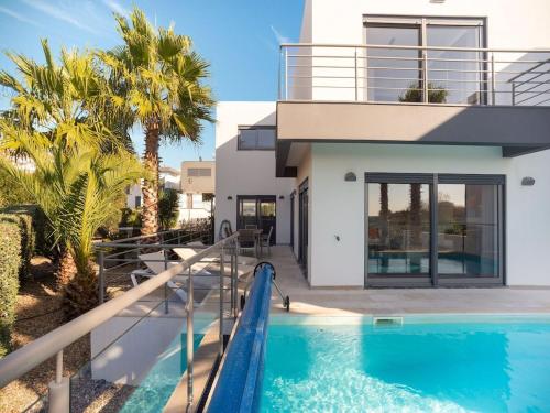 Exclusive Holiday Home in Atalaia with Private Swimming Pool cottage Atalaia de Cima