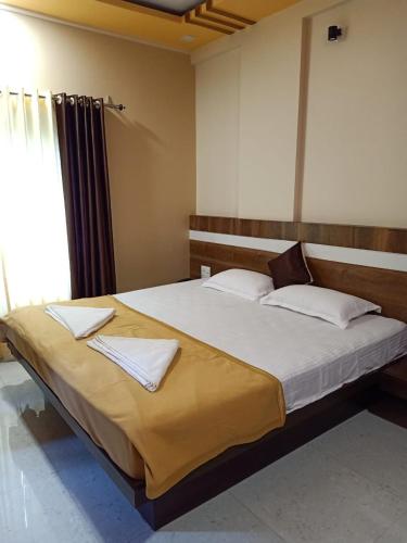 Hotel Akshay Palace