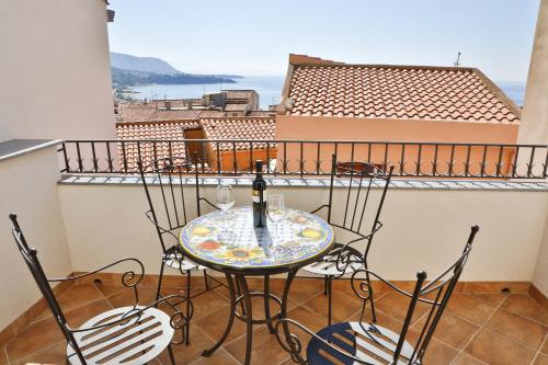  Terrazza della Rocca (by Vacation Service) in Cefalú