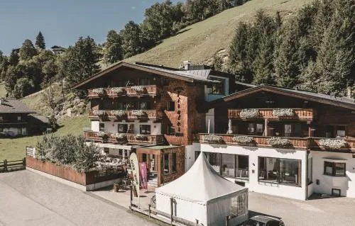 Hotel & Appartements Tiroler Buam in Saalbach-Hinterglemm, Österreich