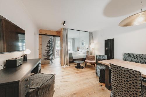 Hotel & Appartements Tiroler Buam