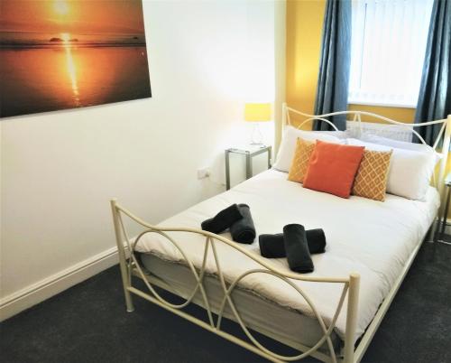 Modern comfy 2-Bedroom flat in St Helens photo 1