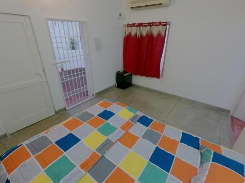 Triple Room with Balcony image 7