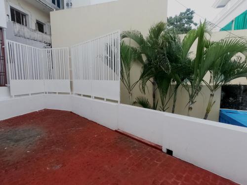 Triple Room with Balcony image 10