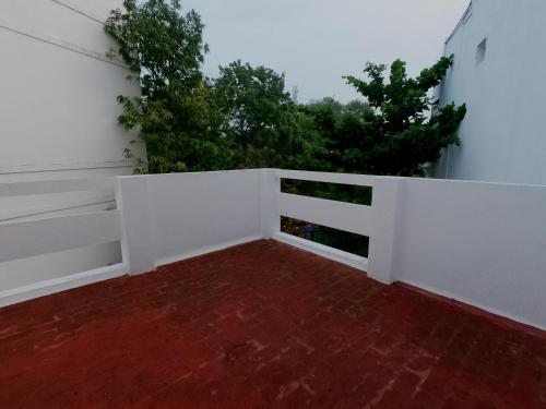Triple Room with Balcony image 1
