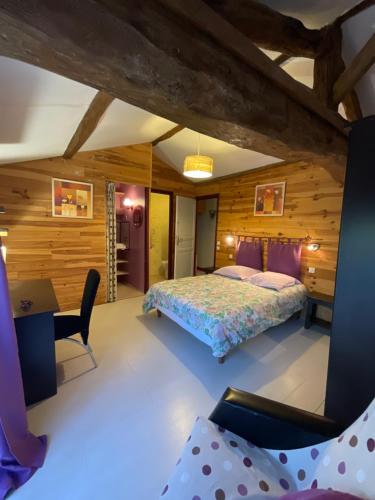 Chambres, Table d'Hotes et Gites Les Mesanges in Saint Jean De Sauves