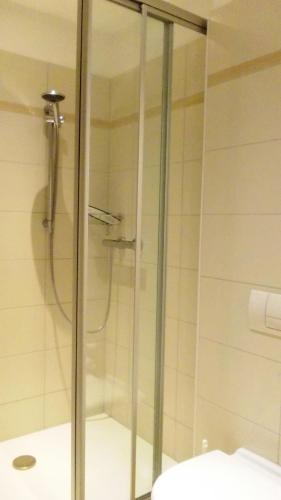 Standard Double Room image 4