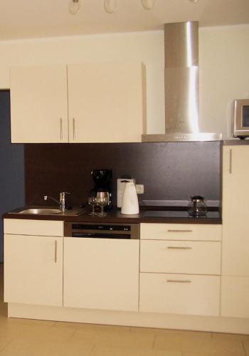 Family room with two bedrooms for up to 4 persons image 9
