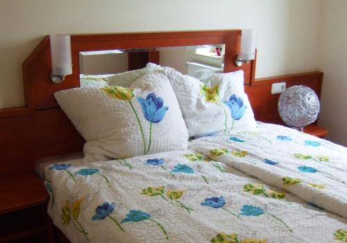 Family room with two bedrooms for up to 4 persons image 6