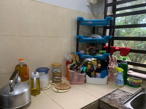 Kitchen, RK ASIANA HOMESTAY, KEMAMAN in Binjai
