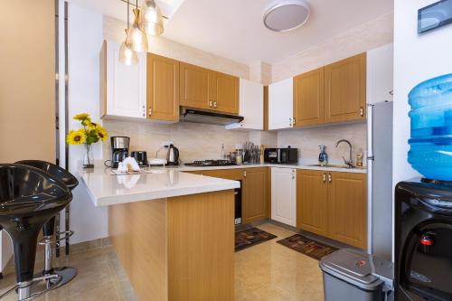 Serene Heights by Edmor Suites