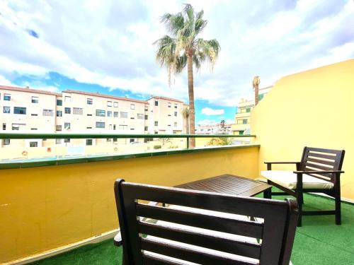 Apartamento vista a la piscina, cerca de playa, Tenerife Sur