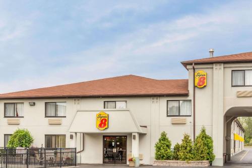 Super 8 by Wyndham Niagara Falls, Niagarafälle