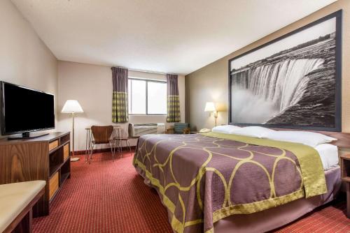 Super 8 by Wyndham Niagara Falls