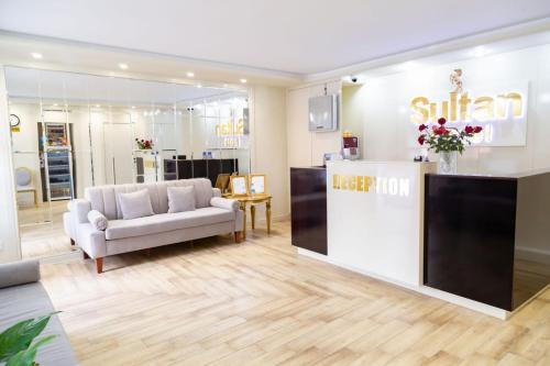 Hol, Gostinitsa Sultan in Aktobe