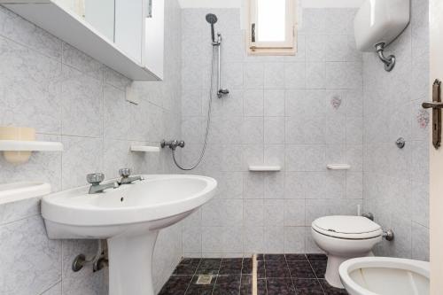 Fürdőszoba, Villino La Caletta by BarbarHouse in Torre Squillace