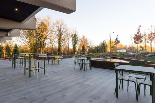 Seadmed, Mah Hotel in Saint-Ghislain