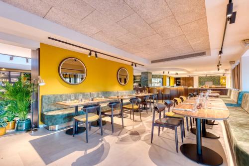 Restoran, Mah Hotel in Saint-Ghislain