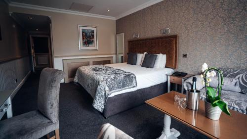 Beechlawn Hotel - image 3