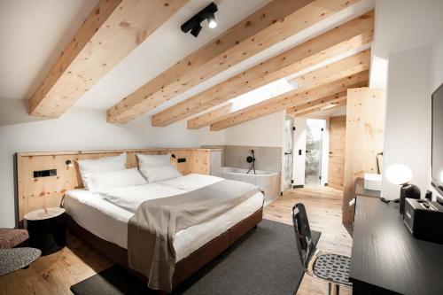 Hotel & Appartements Tiroler Buam