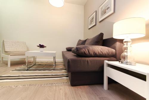 One-Bedroom Apartment image 10