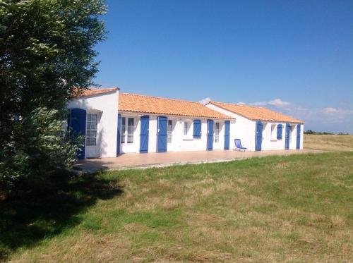 Ferme Auberge L'Ile Sauvage in Bouin