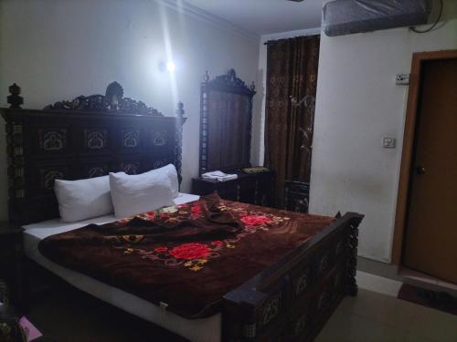 Hotel Basera