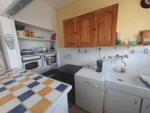 Studio Tamaris a 300m de la plage