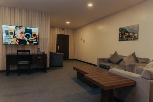 Fasiliti, Sinclair Lake Chad in Abuja