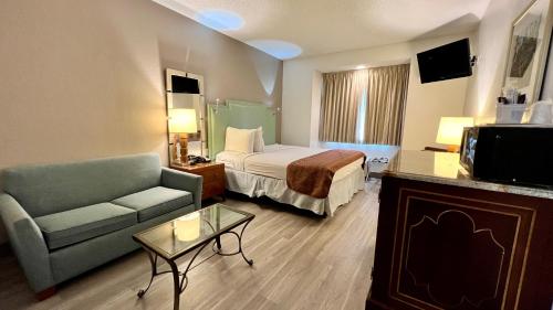 Floridian Hotel and Suites International Drive - image 13