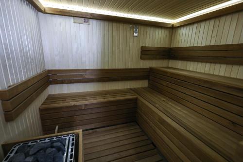 桑拿, 茨卡爾圖博普羅米修斯酒店 (Tskaltubo Hotel Prometheus) in 茨卡爾圖博
