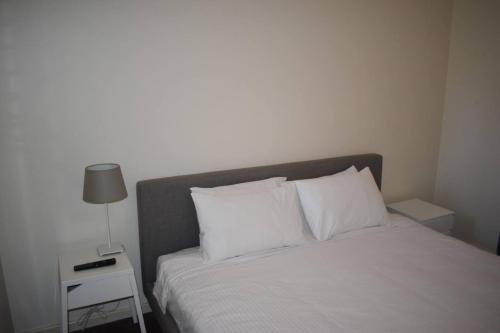 Fantastic 1 Bedroom Apartment Near Kings Park & The City