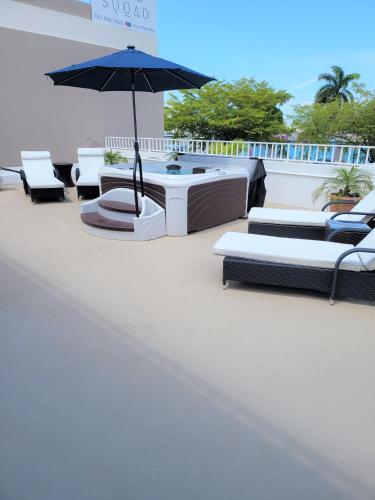 Villa Pacifica Jacuzzi Lovely Home