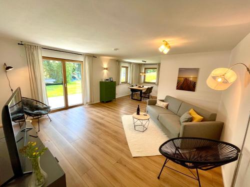 Sweet Home Apartment Ammersee - eco-friendly, Boxspring, Garden, WiFi in Inning am Ammersee, Deutschland