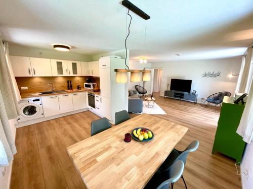 Facilities, Sweet Home Apartment Ammersee - eco-friendly, Boxspring, Garden, WiFi in Inning am Ammersee
