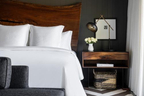 Book the Accessible Vineyard King Room Accessible Vineyard King Room